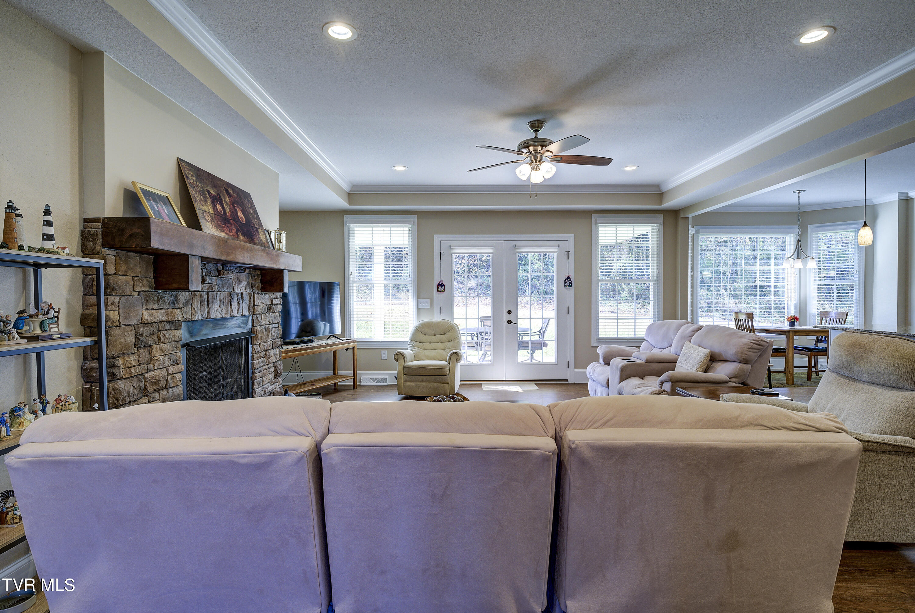 145 Garland Road Unicoi, TN 37692 - Photo 8 of 60 Open Living Rm