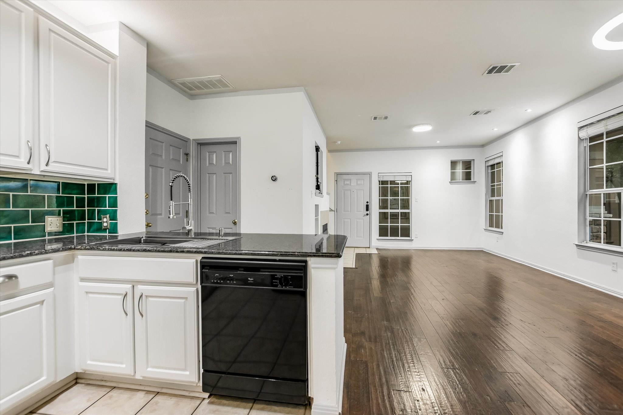 11000 Anderson Mill Road, Unit 22 Austin, TX 78750 - Photo 9 of 31