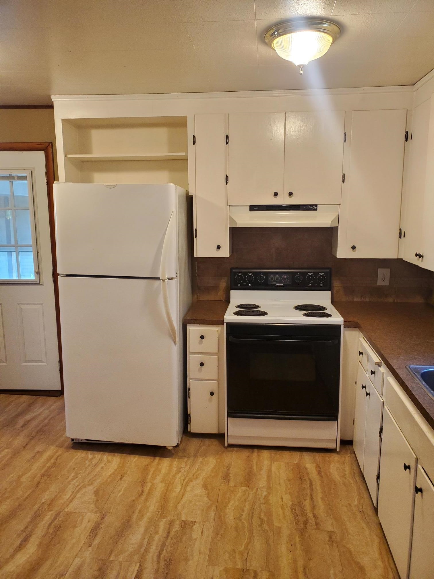 41006 North Lake Shore Road Elk, WA 99009 - Photo 11 of 30