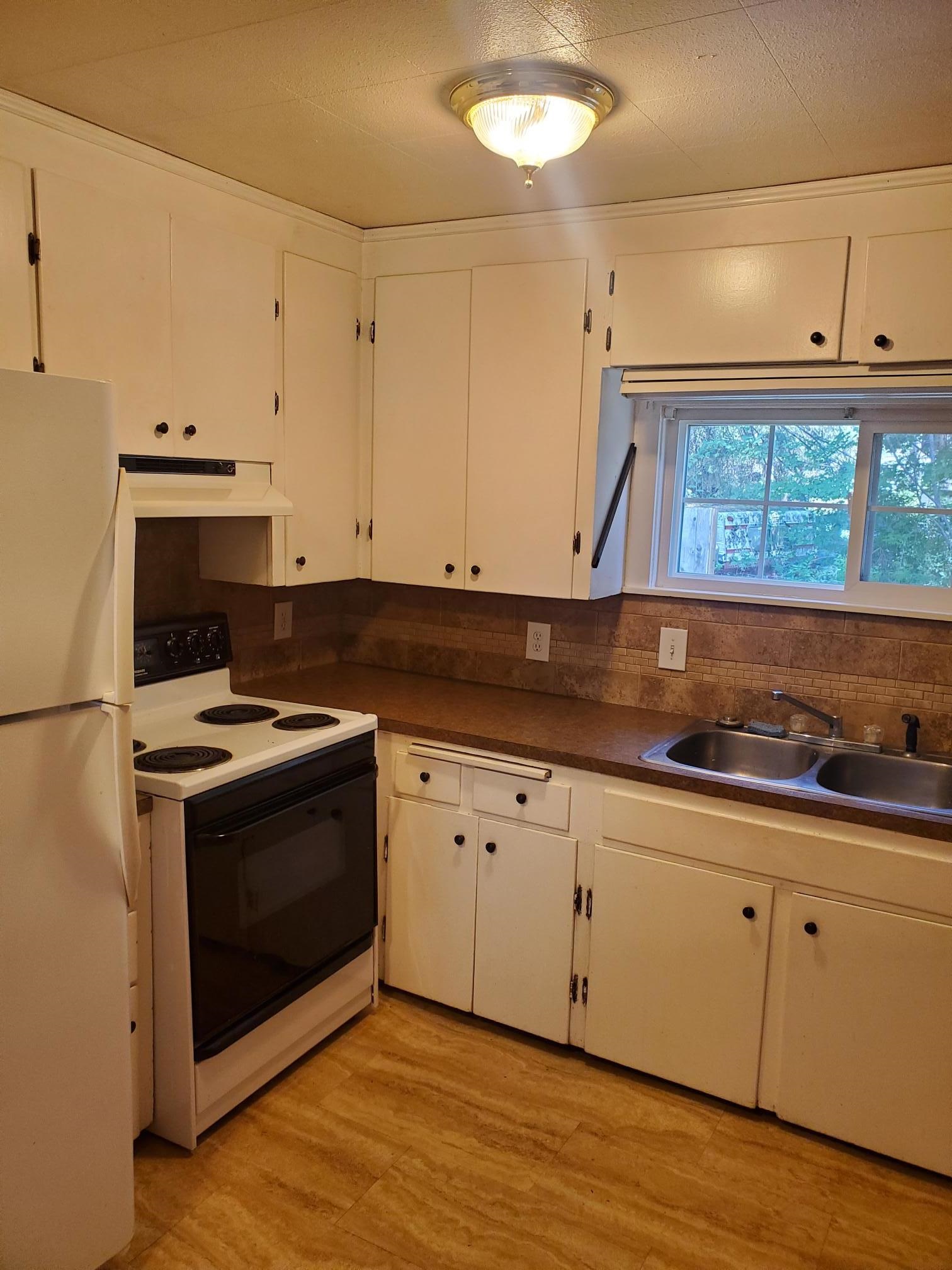 41006 North Lake Shore Road Elk, WA 99009 - Photo 10 of 30