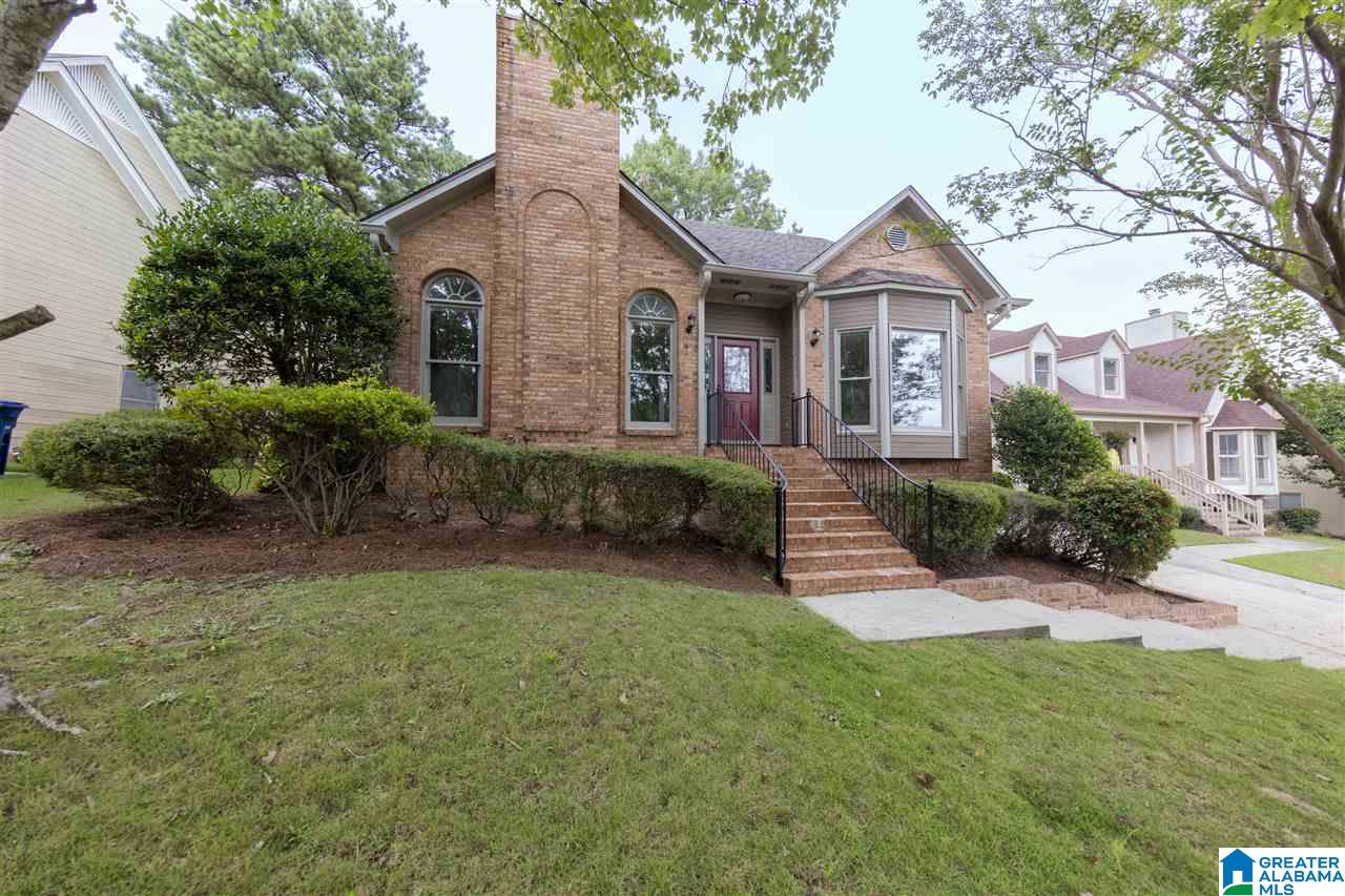 3025 Huntington Trail Birmingham, AL 35216 - Photo 2 of 37