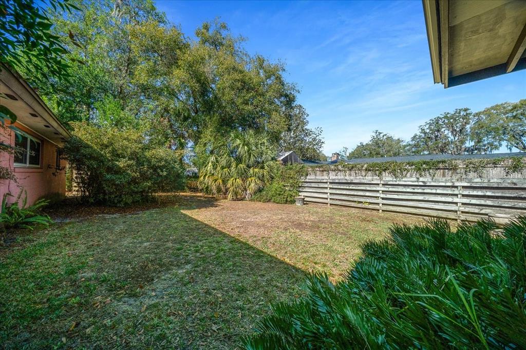 2147 Northeast 7th Street Ocala, FL 34470 - Photo 51 of 59