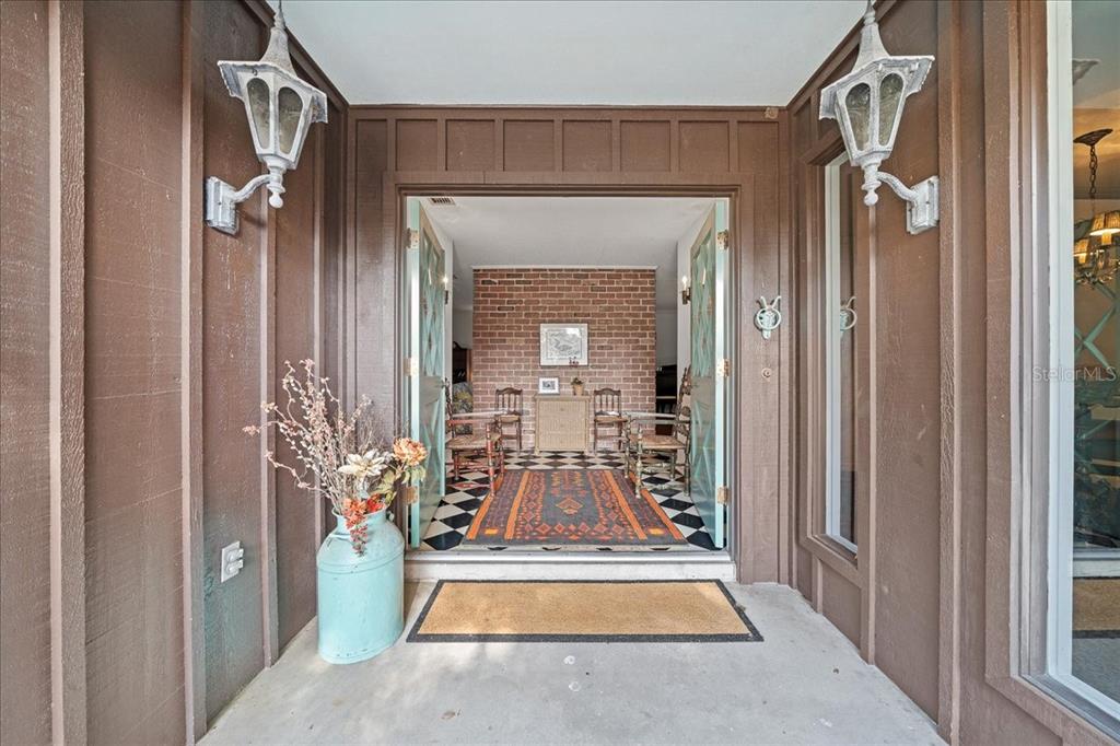 2147 Northeast 7th Street Ocala, FL 34470 - Photo 7 of 59