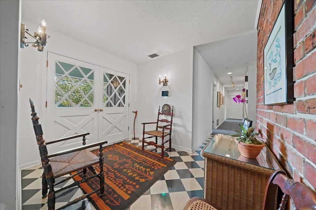 2147 Northeast 7th Street Ocala, FL 34470 - Photo 10 of 59