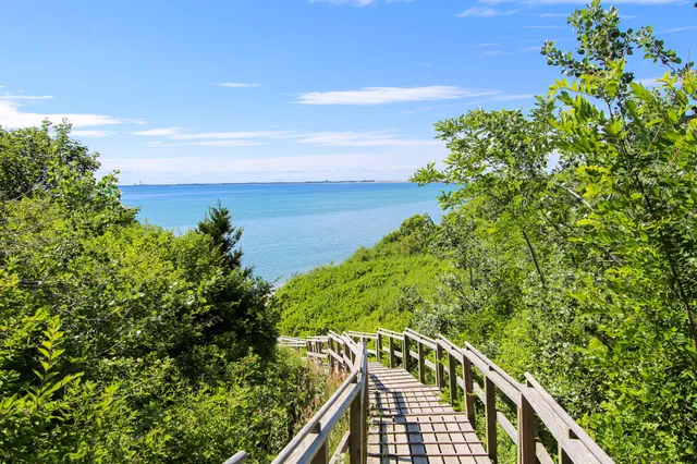 $1,200,000 | 3 Bayberry Lane, Truro, MA 02666