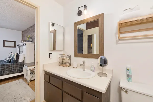 $419,000 | 2499 Sierra Nevada Road, Unit R2, Mammoth Lakes, CA 93546