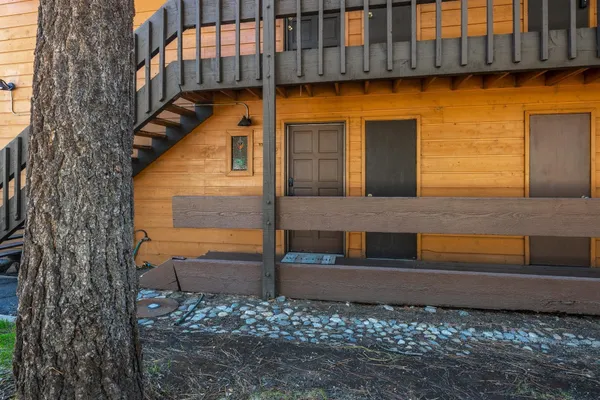 $419,000 | 2499 Sierra Nevada Road, Unit R2, Mammoth Lakes, CA 93546