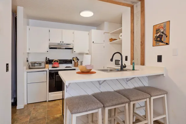 $419,000 | 2499 Sierra Nevada Road, Unit R2, Mammoth Lakes, CA 93546