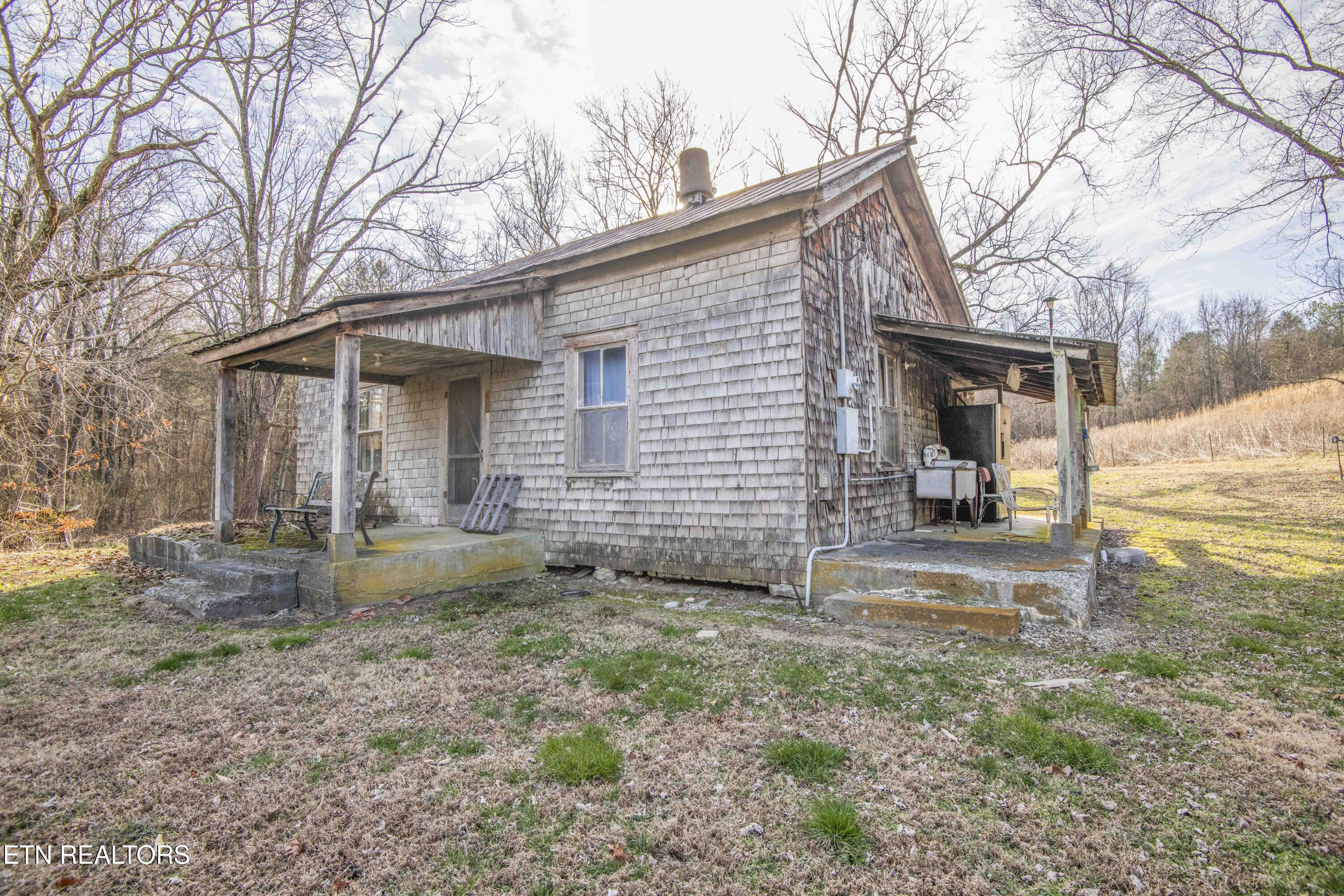 259 Sherman Road Ten Mile, TN 37880 - Photo 11 of 51 ground 16_1