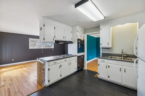 $355,000 | 1002 Walton Drive, Murfreesboro, TN 37130