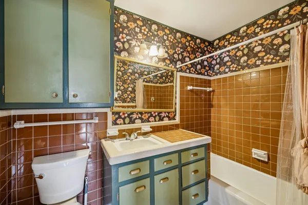 $355,000 | 1002 Walton Drive, Murfreesboro, TN 37130