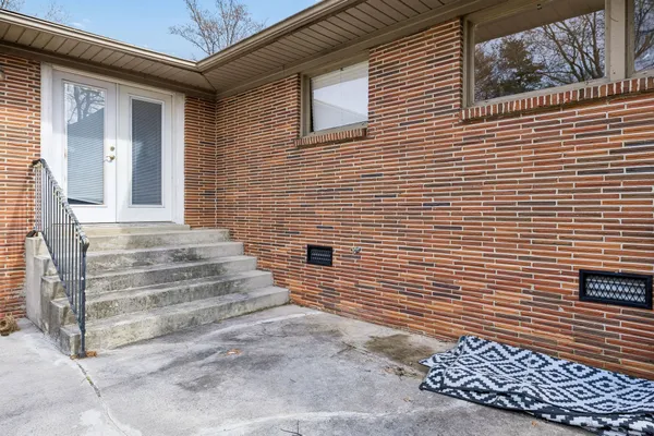 $355,000 | 1002 Walton Drive, Murfreesboro, TN 37130