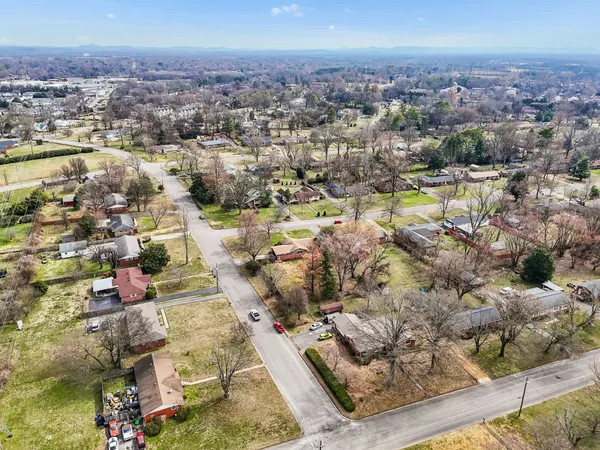 $355,000 | 1002 Walton Drive, Murfreesboro, TN 37130