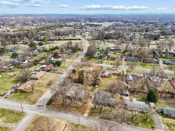 $355,000 | 1002 Walton Drive, Murfreesboro, TN 37130