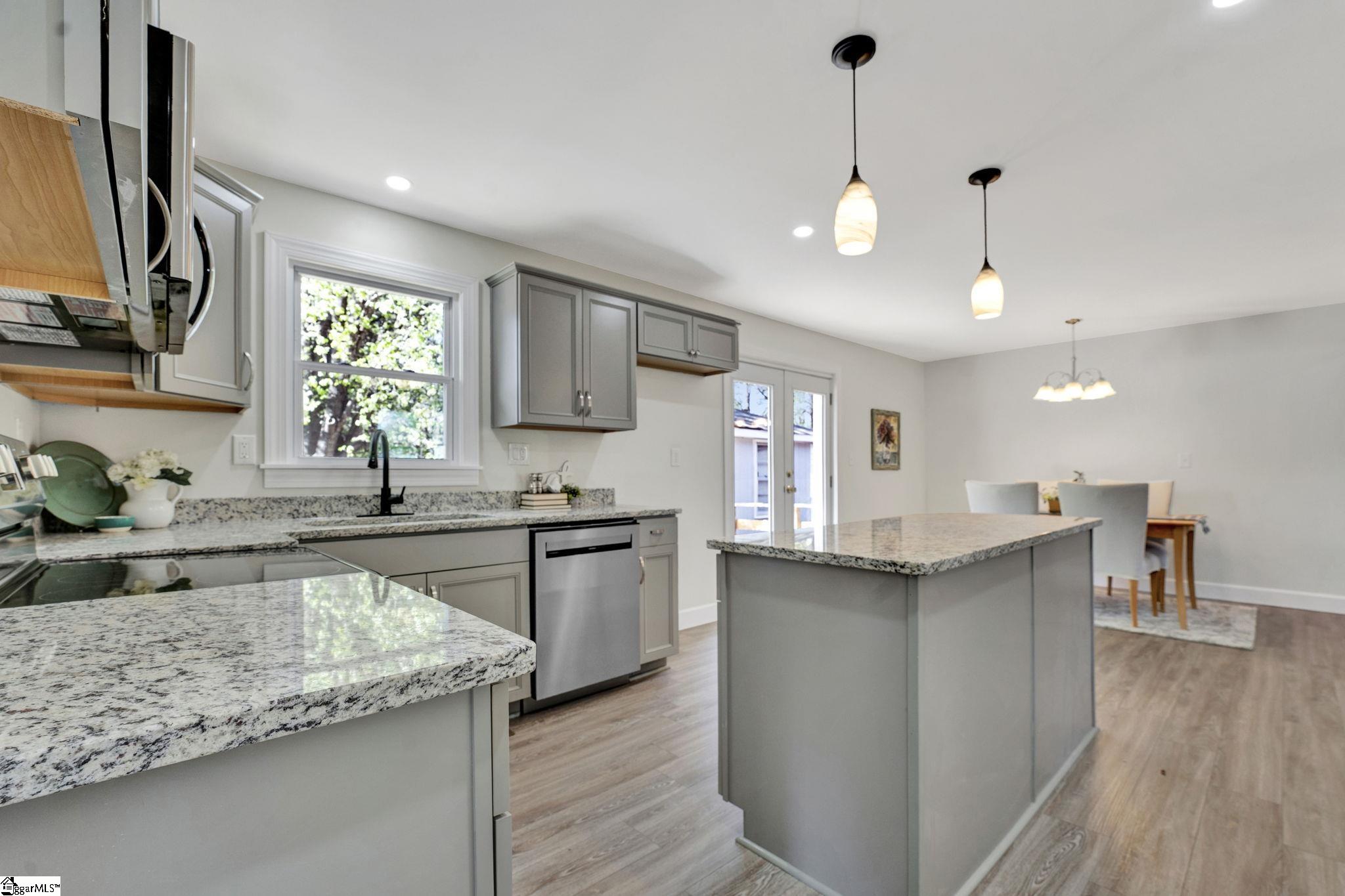 405 Caldwell Street Clinton, SC 29325 - Photo 10 of 35 Gallery Image 10