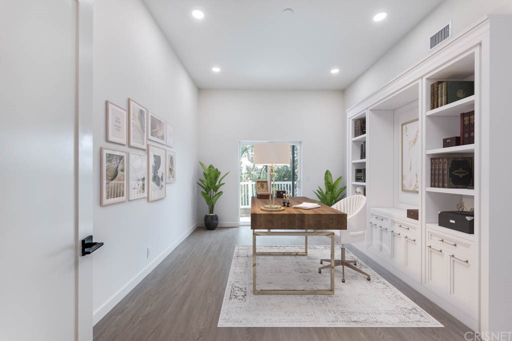 1177 Aztec Topanga, CA 90290 - Photo 30 of 65