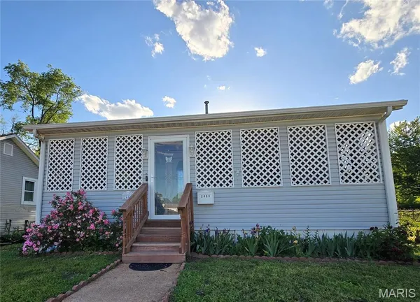 $98,500 | 2409 Bryan Avenue, Granite City, IL 62040
