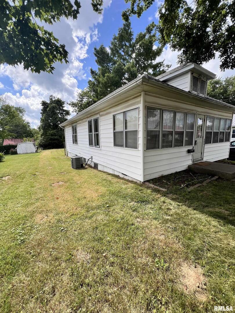 202 Wilson Street Anna, IL 62906 - Photo 2 of 18 a view of a house with a yard