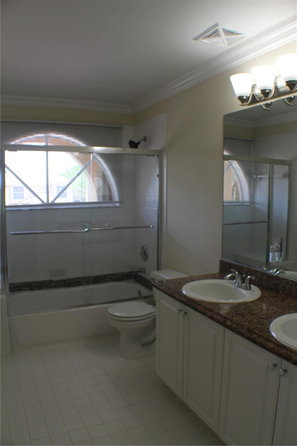 18196 Southwest 29th Street Miramar, FL 33029 - Photo 28 of 41 Photo 28