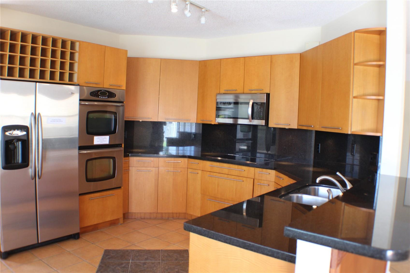 18196 Southwest 29th Street Miramar, FL 33029 - Photo 3 of 41 Photo 3