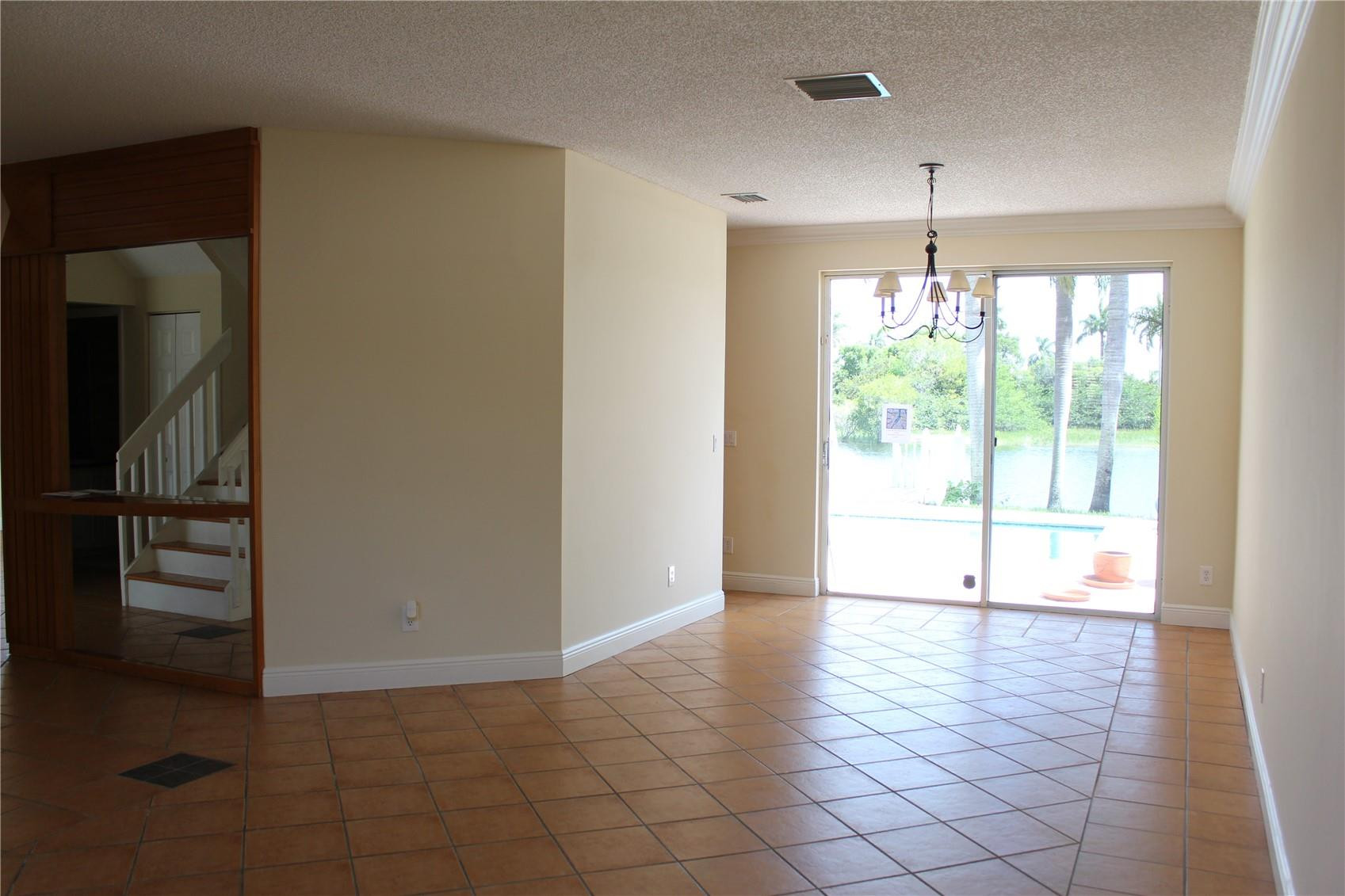 18196 Southwest 29th Street Miramar, FL 33029 - Photo 6 of 41 Photo 6