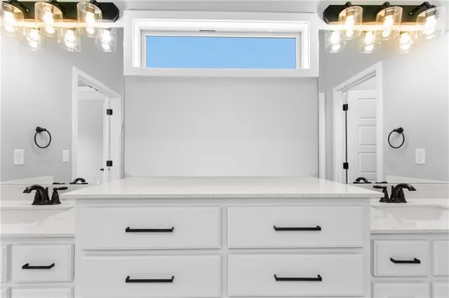 $489,130 | 11019 North Bristol Avenue, Kansas City, MO 64156