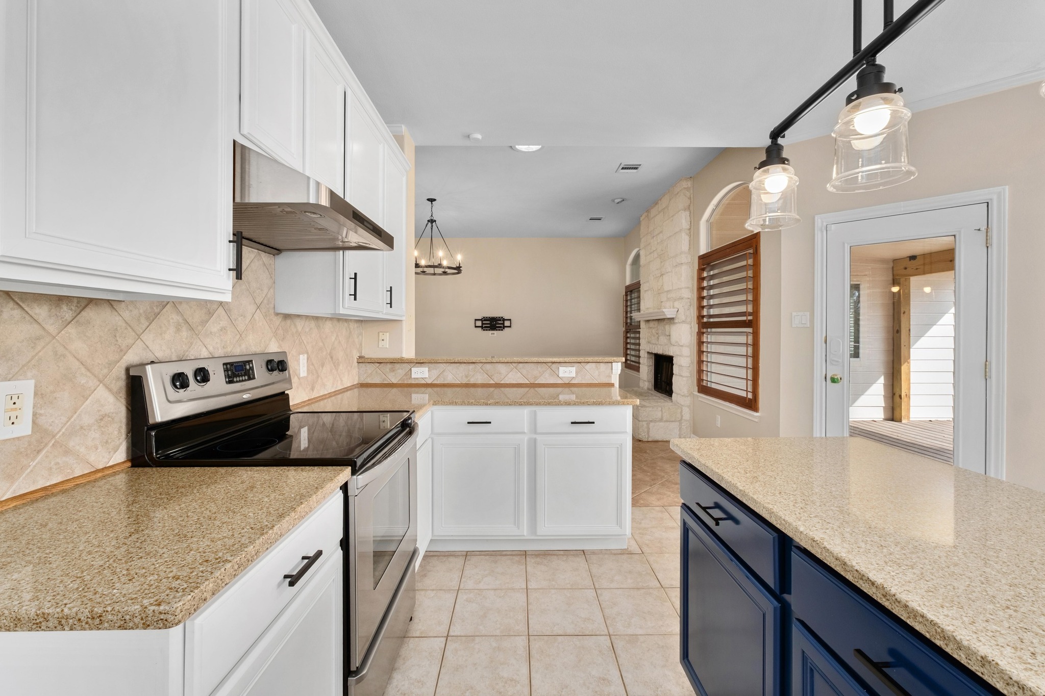 1021 Westland Ridge Road Dripping Springs, TX 78620 - Photo 12 of 33 Kitchen with lots of counter space and storage