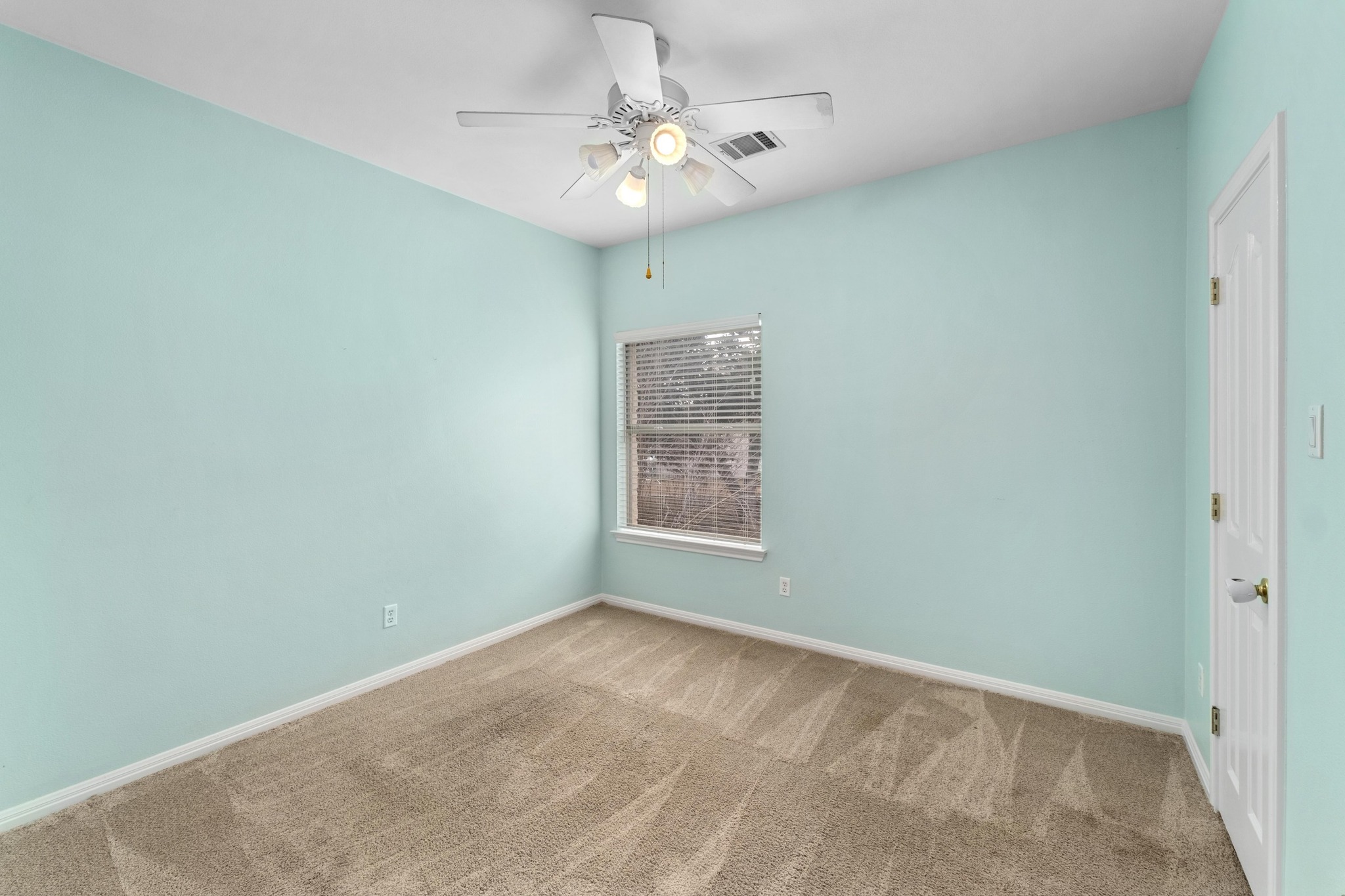 1021 Westland Ridge Road Dripping Springs, TX 78620 - Photo 23 of 33 Third bedroom