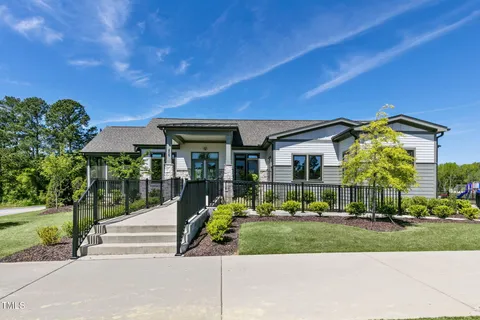 front view of house with a yard