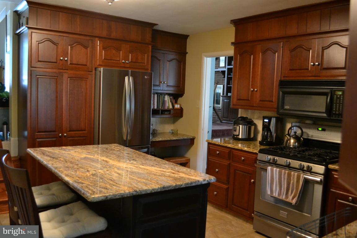 81 Delp Road Lancaster, PA 17601 - Photo 9 of 48 Gallery Image 9