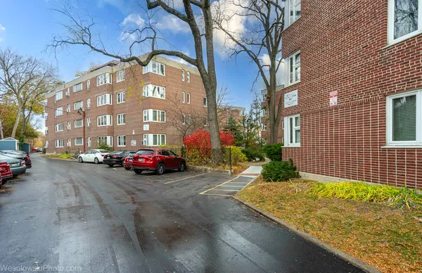 $137,000 | 7210 Oak Avenue, Unit 4SW, River Forest, IL 60305