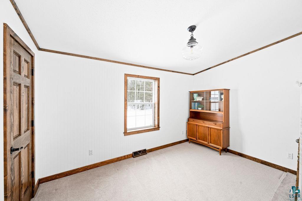 5667 Lester River Road Duluth, MN 55804 - Photo 19 of 35 Bedroom