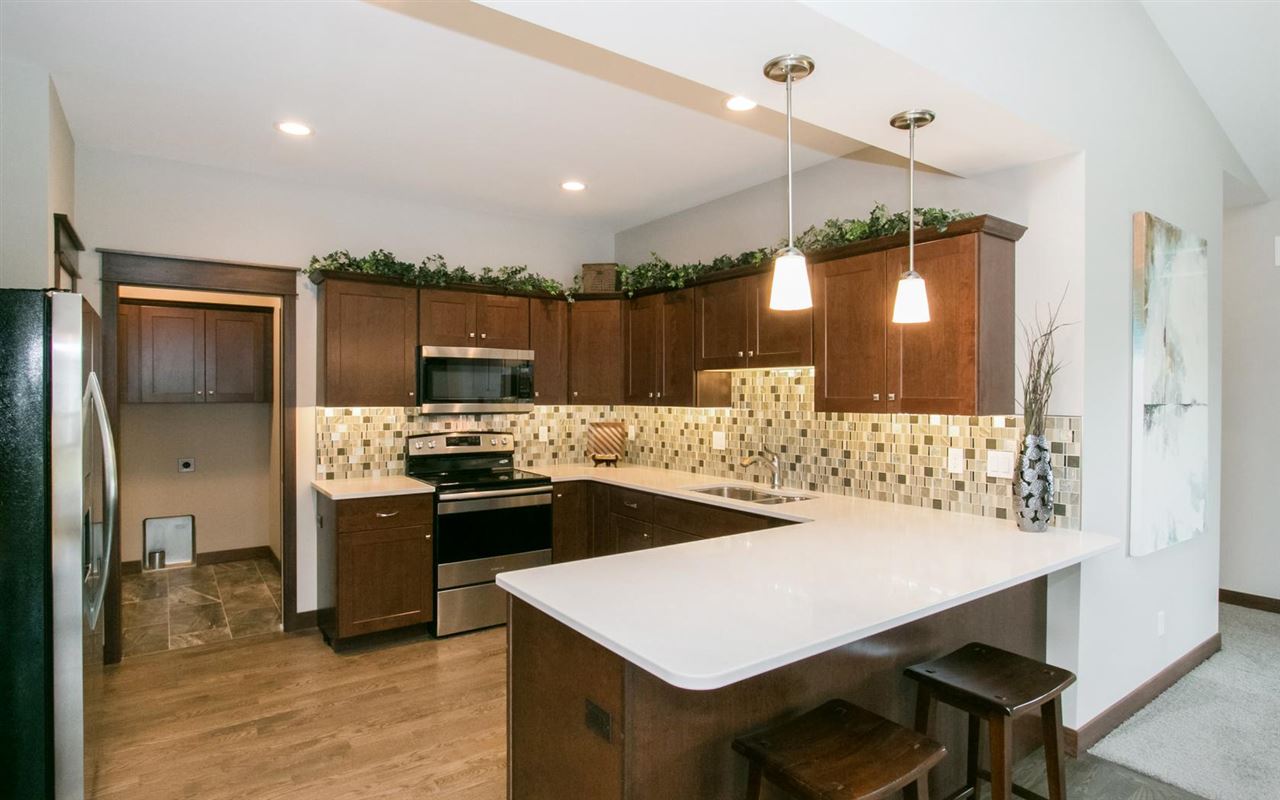 460 Ridge View Drive Fairfax, IA 52228 - Photo 8 of 24 Gallery Image 8