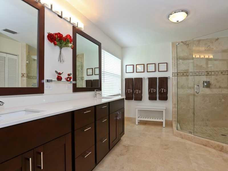 10792 Tea Olive Lane Boca Raton, FL 33498 - Photo 10 of 15 Bathroom Master
