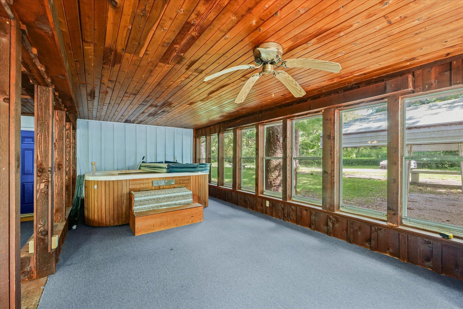 16322 Shangri La Road Oakwood, IL 61858 - Photo 35 of 42 a view of room with window