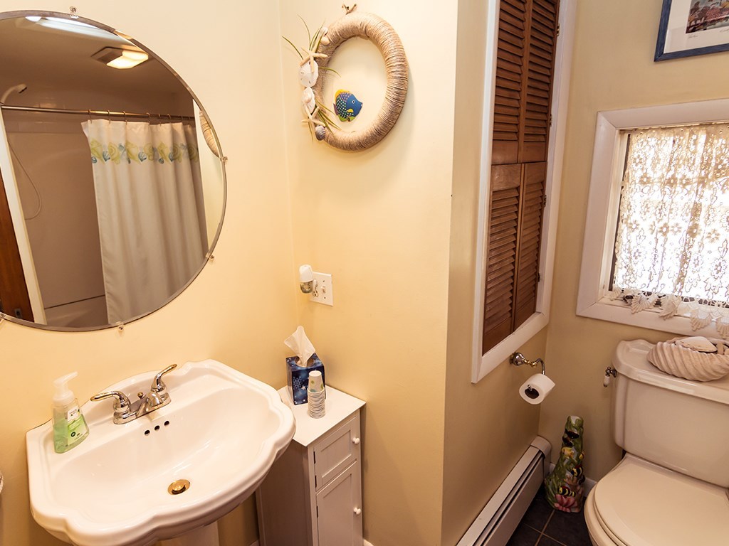 365 W Road Burrillville, RI 02830 - Photo 17 of 29