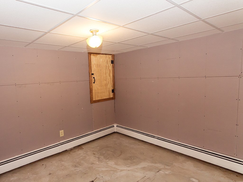 365 W Road Burrillville, RI 02830 - Photo 28 of 29