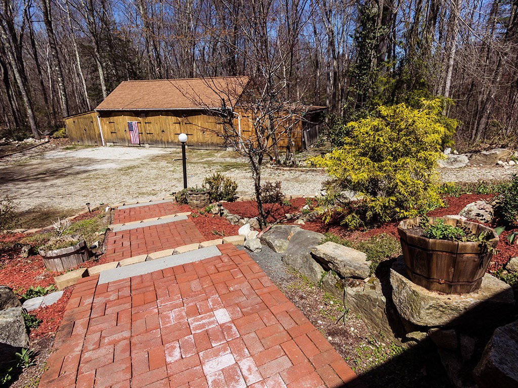 365 W Road Burrillville, RI 02830 - Photo 3 of 29