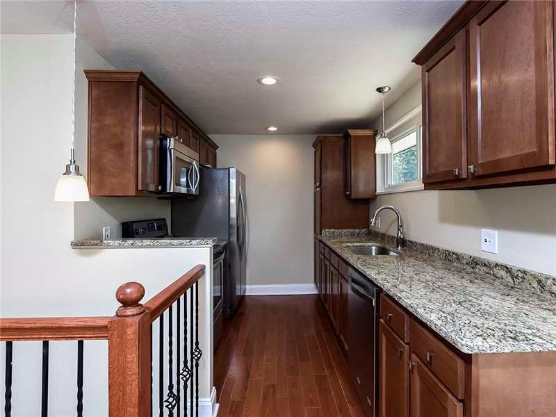549 Lindsay Road Carnegie, PA 15106 - Photo 6 of 22 Kitchen.