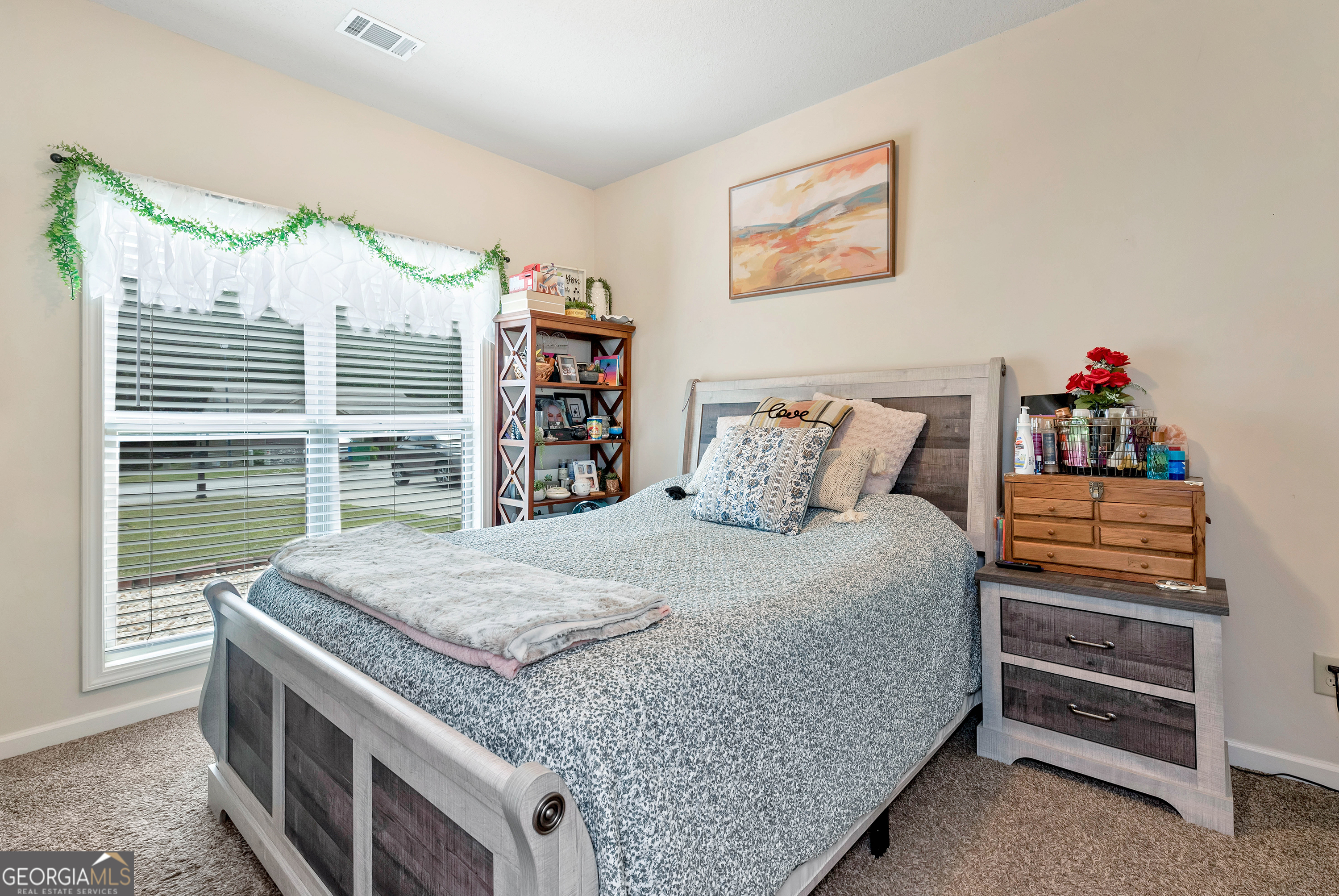 1424 Silvergate Way Winder, GA 30680 - Photo 12 of 35