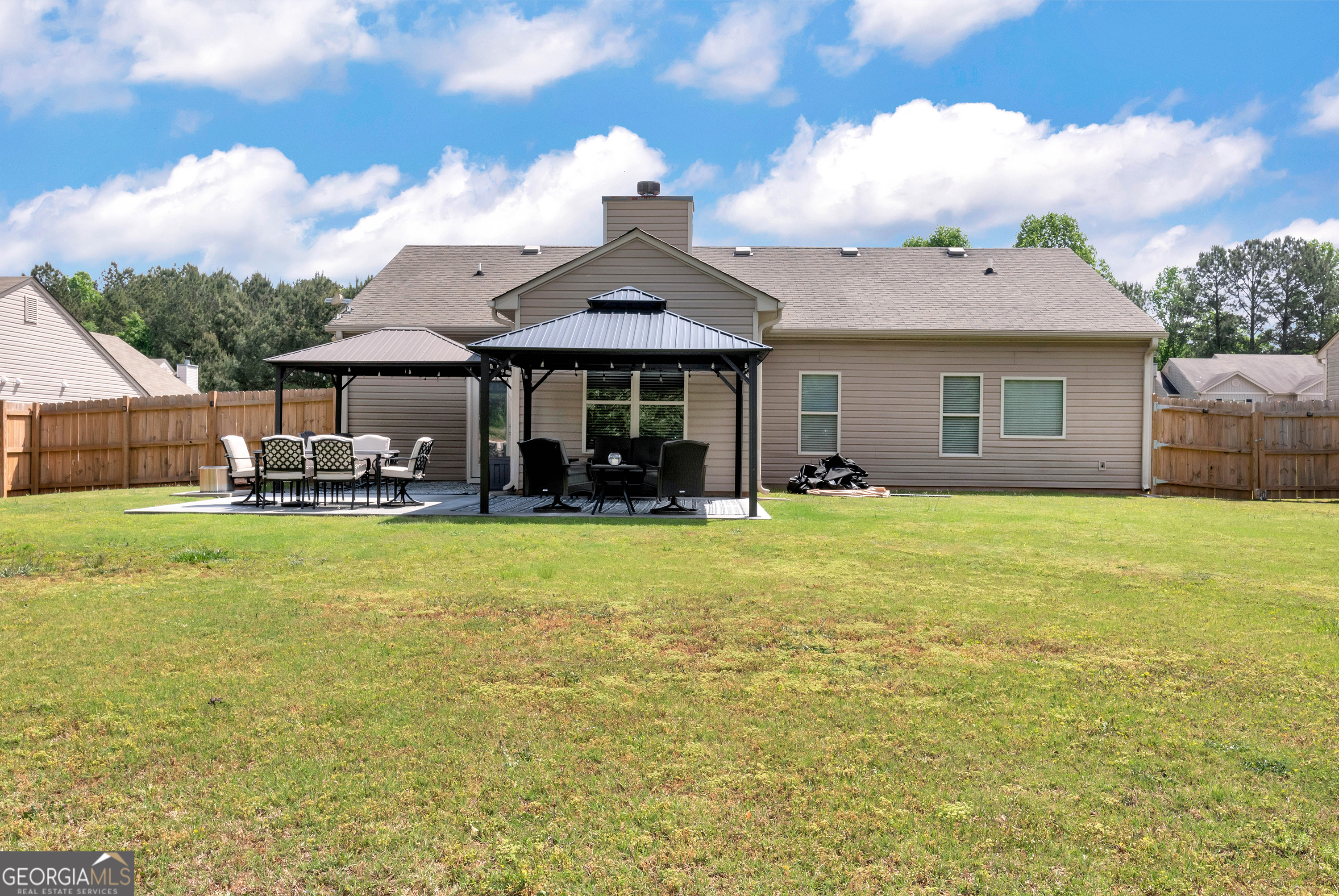 1424 Silvergate Way Winder, GA 30680 - Photo 32 of 35
