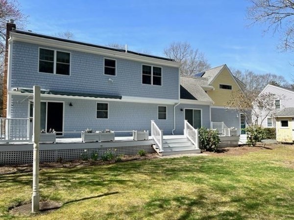 55 Pond Circle Mashpee, MA 02649 - Photo 22 of 30