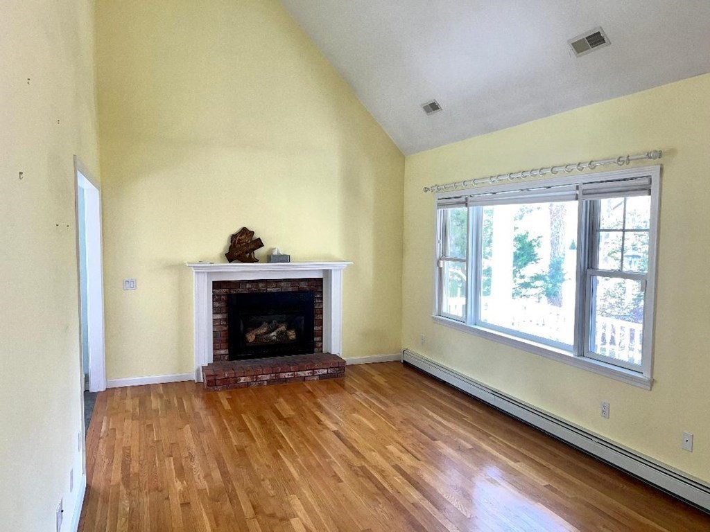 55 Pond Circle Mashpee, MA 02649 - Photo 6 of 30