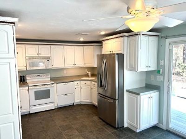 55 Pond Circle Mashpee, MA 02649 - Photo 8 of 30