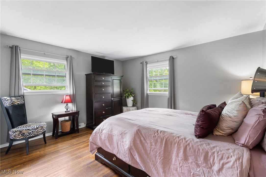 6751 Glenview Road Cleveland, OH 44143 - Photo 13 of 31 Bedroom featuring wood finished floors and baseboards