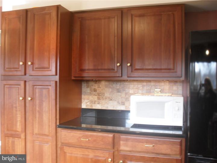 16 Hanover Road Marlton, NJ 08053 - Photo 3 of 20