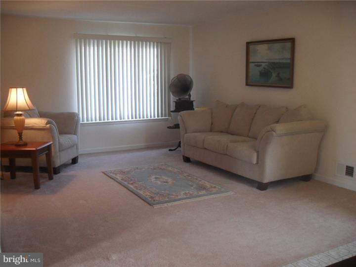 16 Hanover Road Marlton, NJ 08053 - Photo 9 of 20