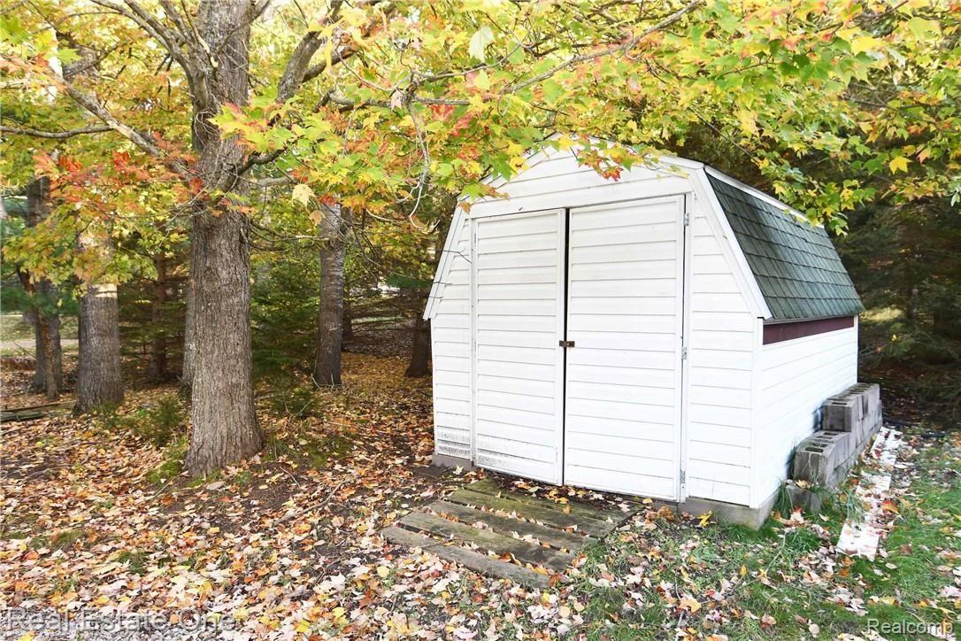 4255 Deer Road Lincoln, MI 48742 - Photo 6 of 31 DSC_4534.jpg