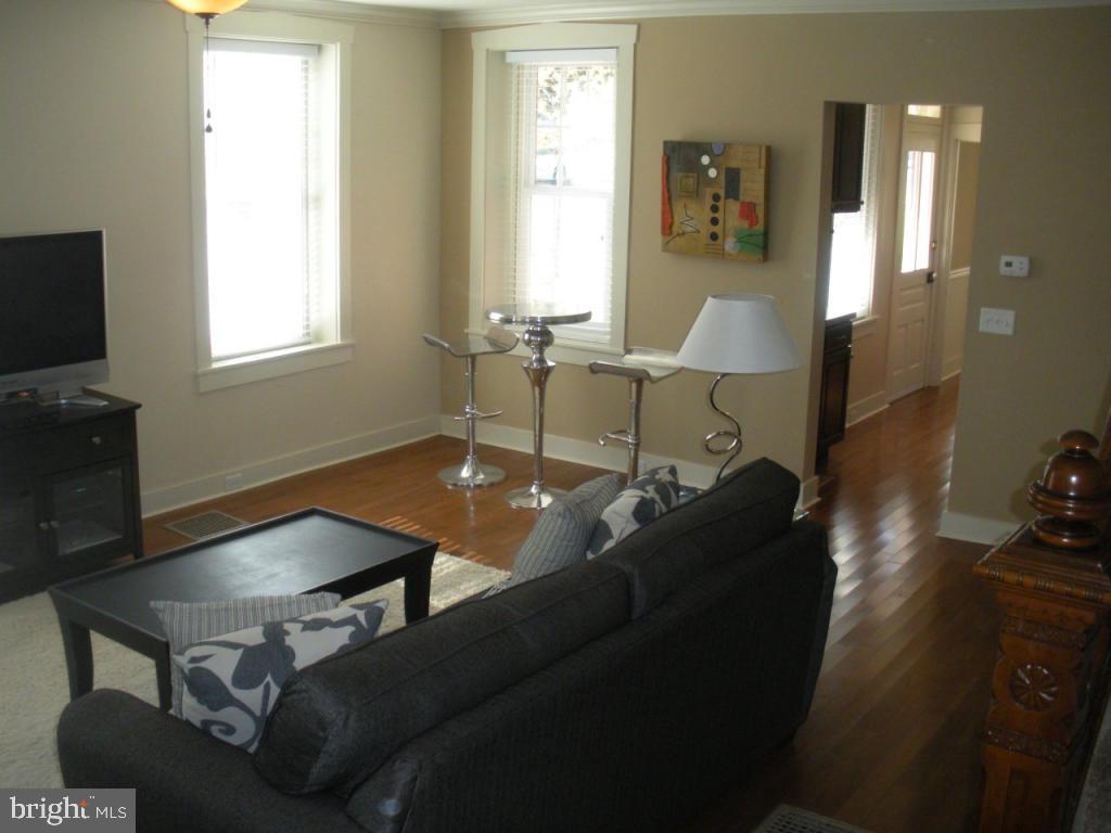 334 East Main Street Lititz, PA 17543 - Photo 4 of 26