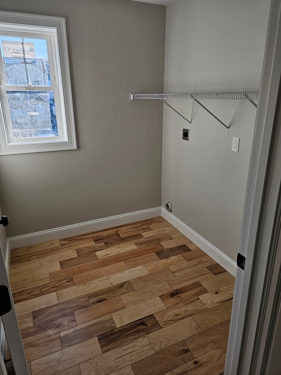 12 Benham Street Worcester, MA 01604 - Photo 2 of 10